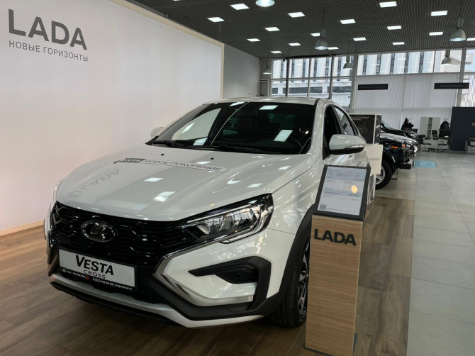 Среди импортных машин, которые владельцы сдают при покупке новых LADA, первенство занимает Renault с 16‑процентной долей. В пятерку лидеров также входят Hyundai (9 %) и Nissan (7 %). Данные предоставила сеть автосалонов «Прагматика» из Санкт‑Петербурга.